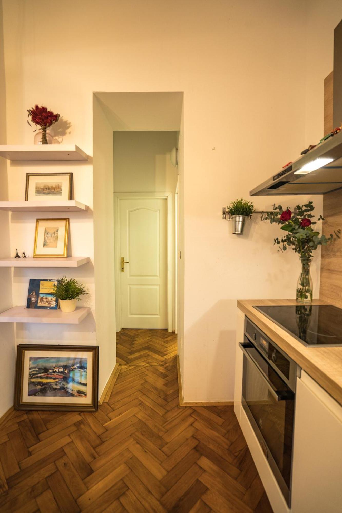 Apartman Iris Zagreb Exterior photo